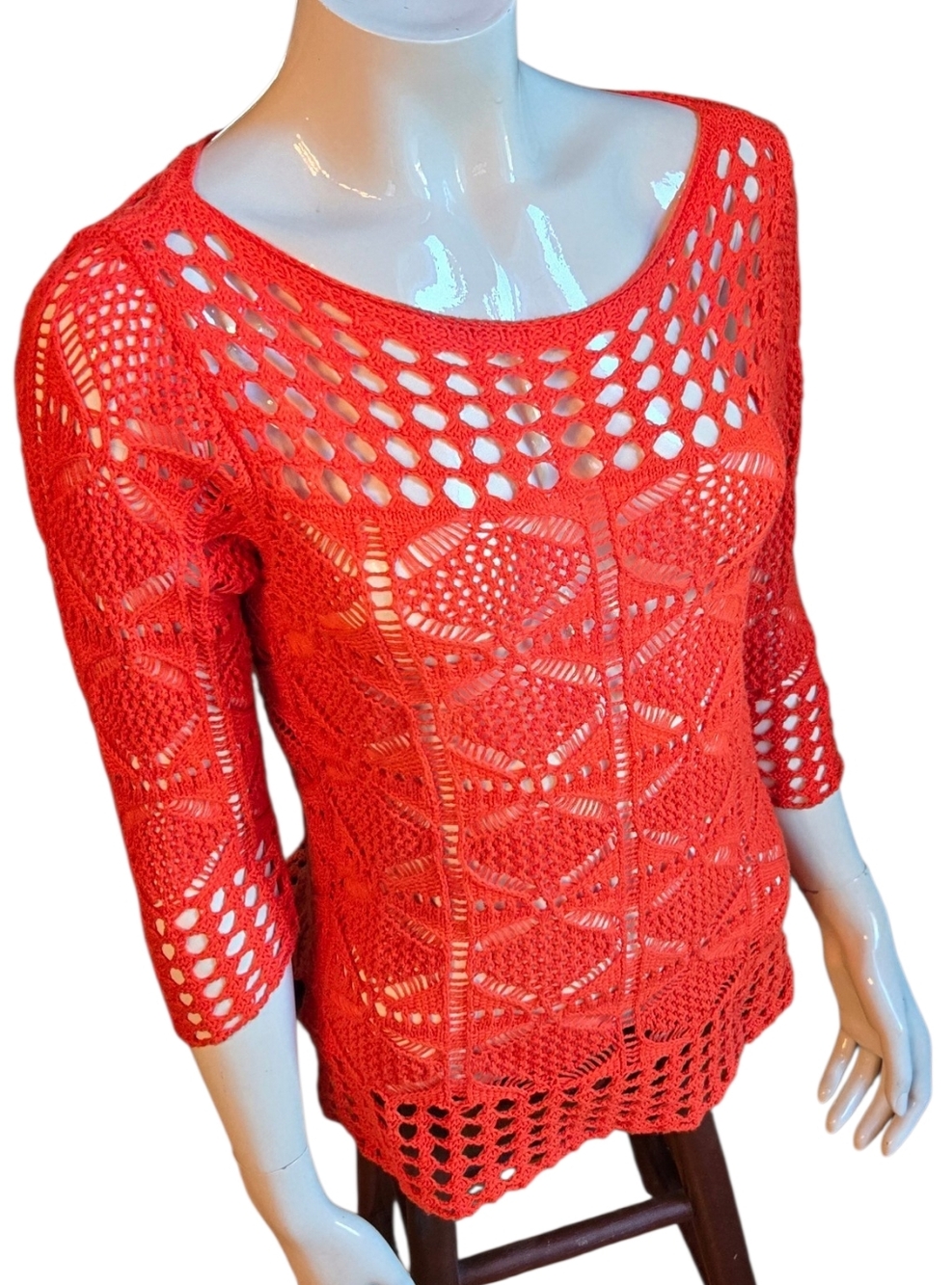 Size Small 100% Cotton Net Sweater.